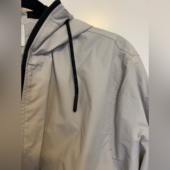 H&M Water Repellent Windproof Weather Jacket - Picture 4 of 11